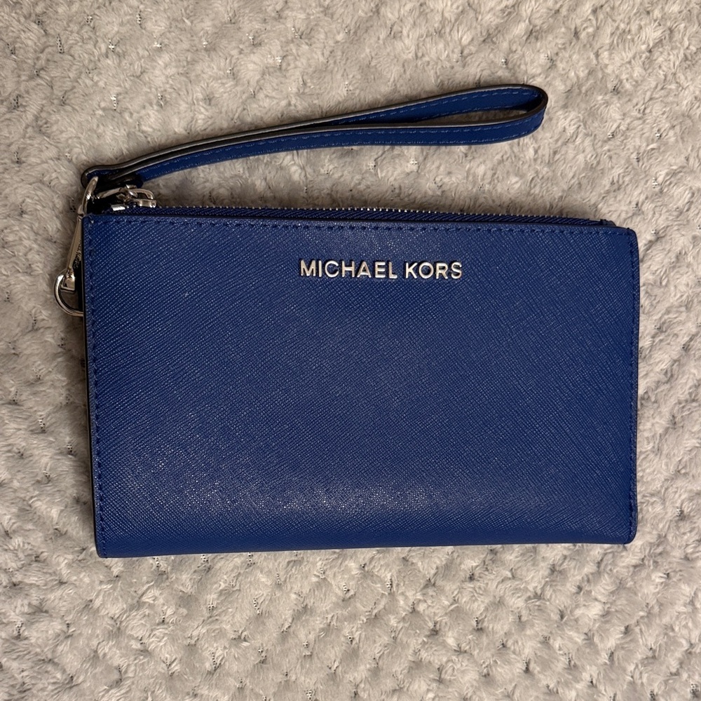 Michael Kors Navy Wristlet